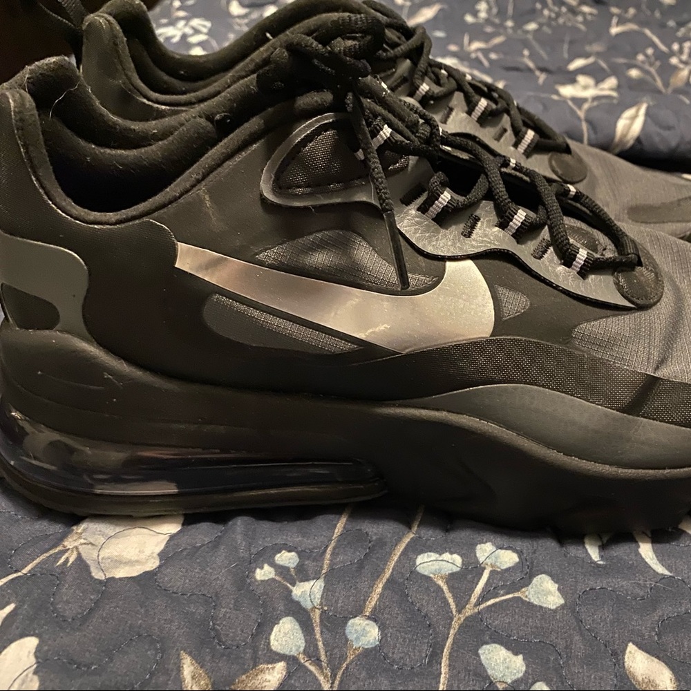 Nike men’s sneakers